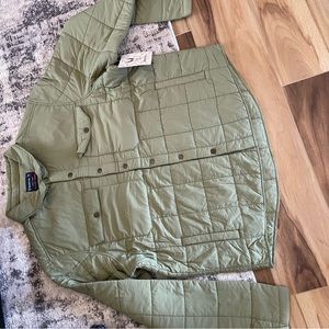 Badlands puffy shirt. XL Light weight jacket